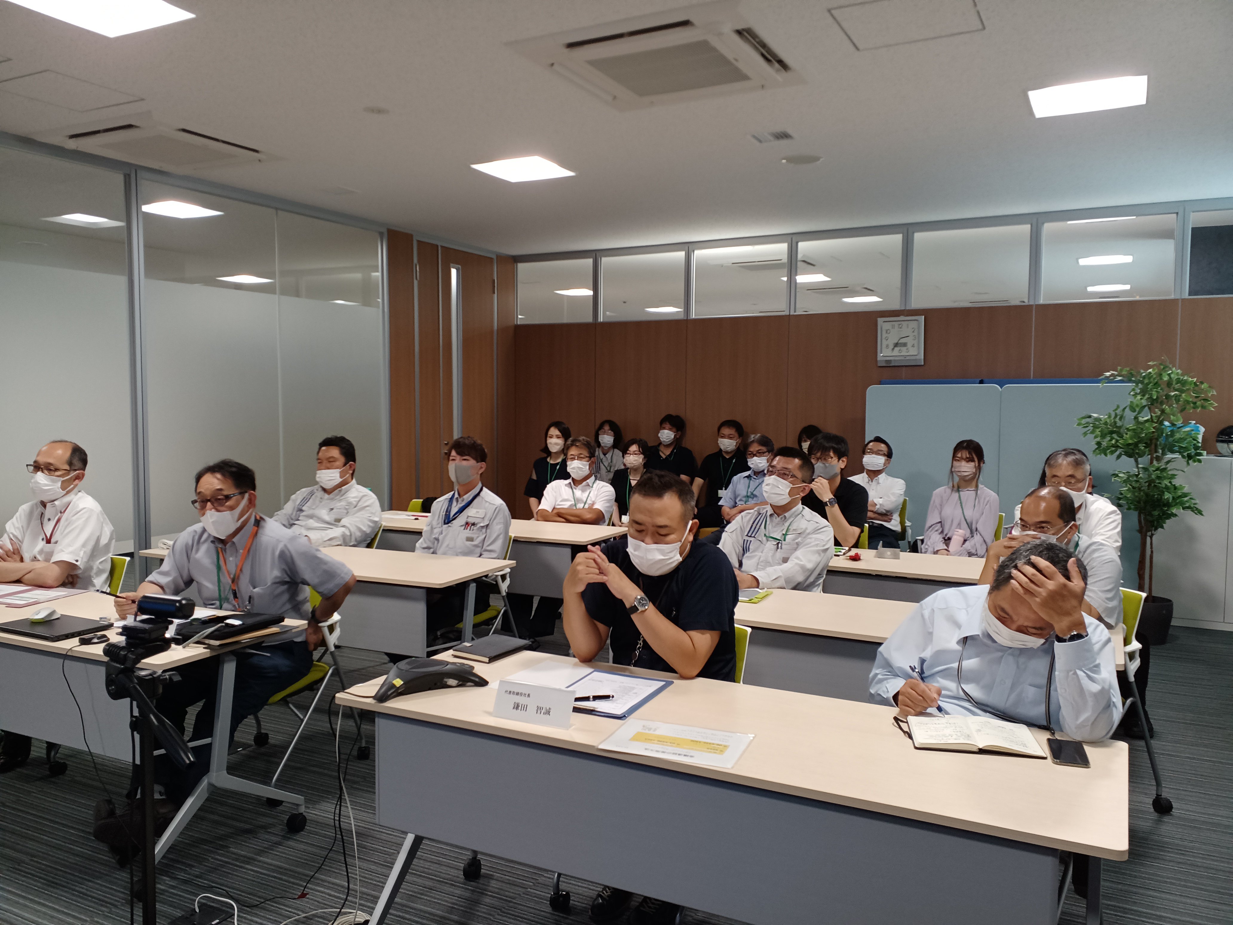 私たちの取り組み_KAIZEN_グループKAIZEN_西会議室.jpg